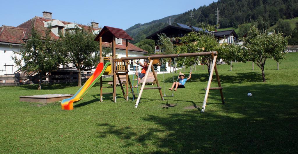 Appartement Muehle - Including Summercard, Sauna, Kaprun'S Largest Private Garden With Panoramic View Eksteriør billede